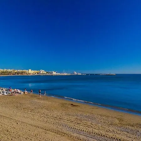 Apartamento 801 Estudio En Minerva Apartamentos. Vista Al Mar Y Montaña. Piscina Y Playa. Excelente Wifi. Benalmádena